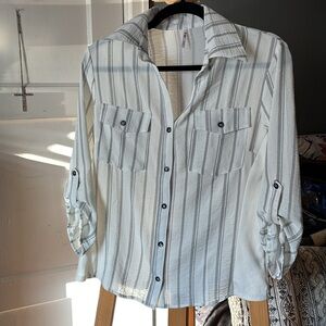 Button down top size M - NEW